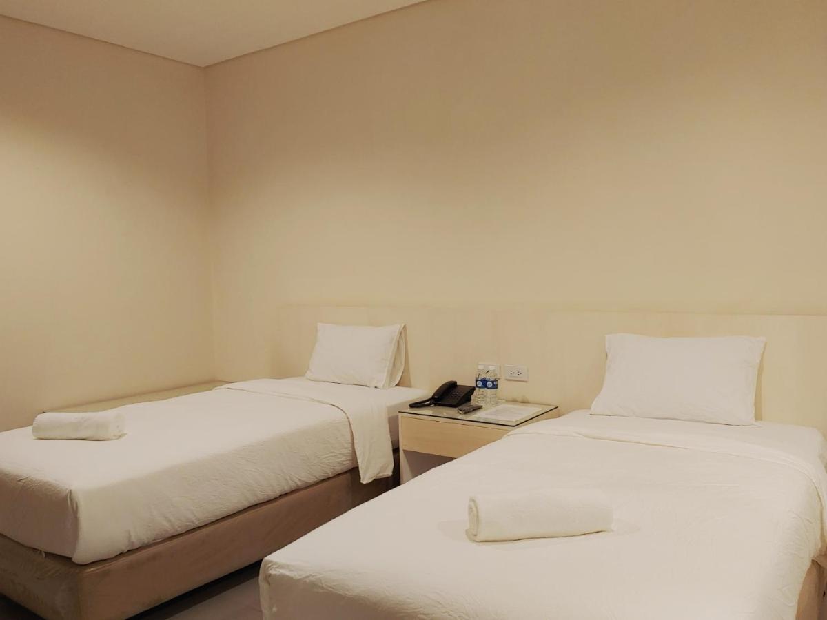 Kaizen Suites Manila Exteriér fotografie